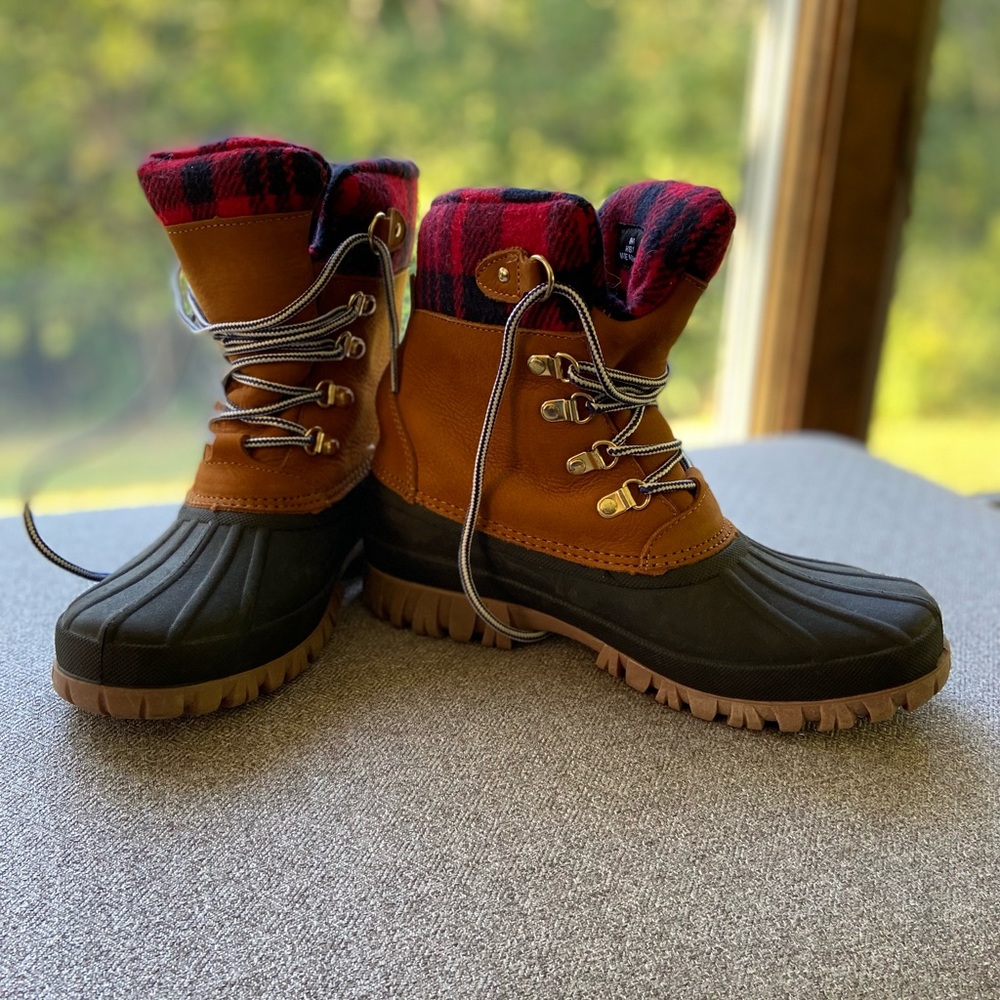J. Crew Winter boots. Brand new condition without tags. Size 8 Buffalo plaid
